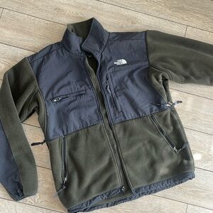 The North Face men’s fleece zip